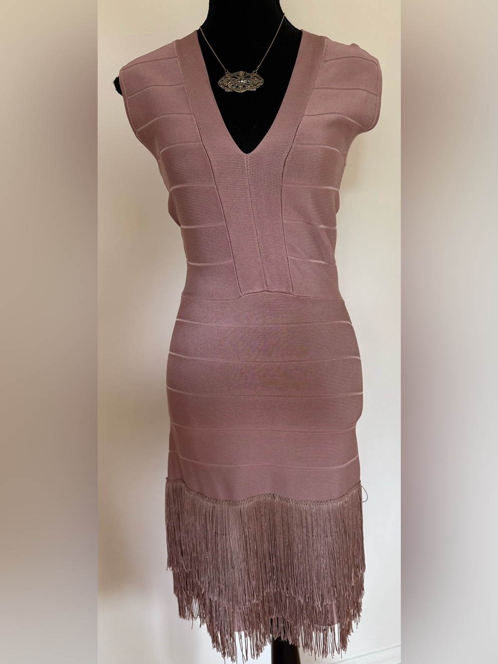 VENUS Mauve Pink Fringed V-Neck Bodycon Mini Dress